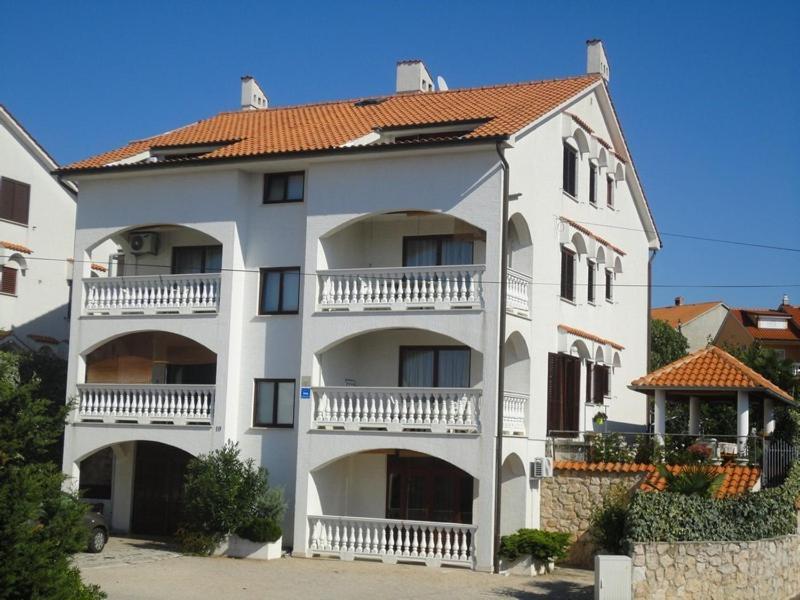 Apartments Katarina K มาลินสกา ภายนอก รูปภาพ