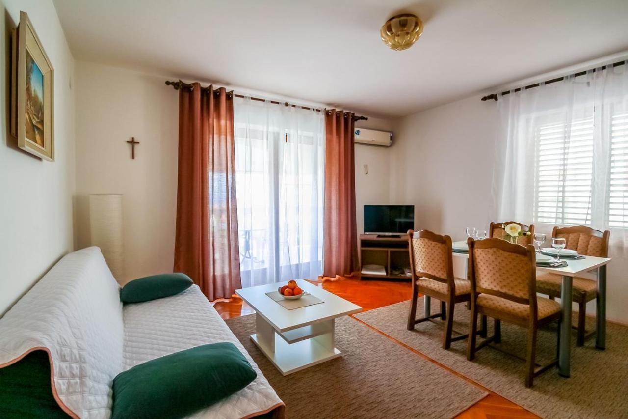 Apartments Katarina K มาลินสกา ภายนอก รูปภาพ