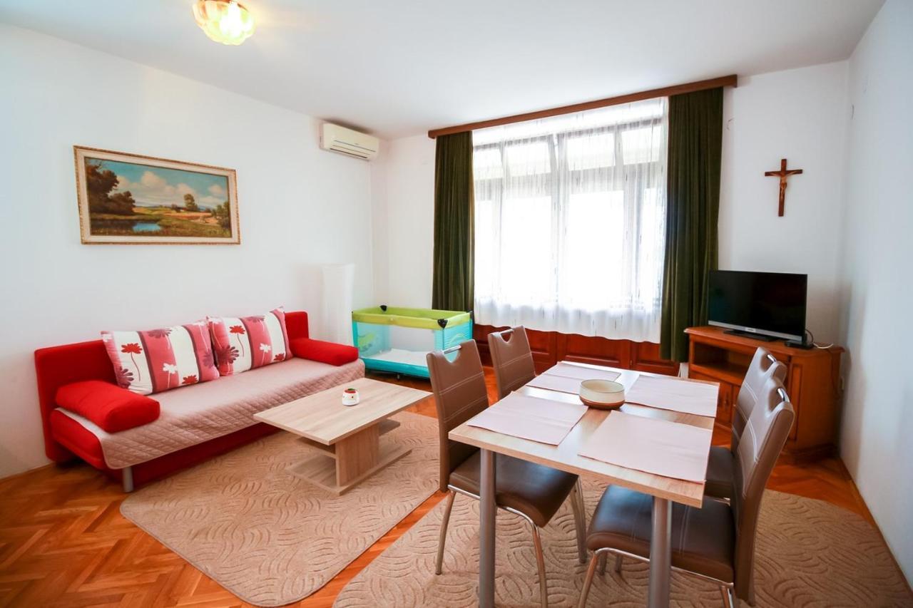 Apartments Katarina K มาลินสกา ภายนอก รูปภาพ