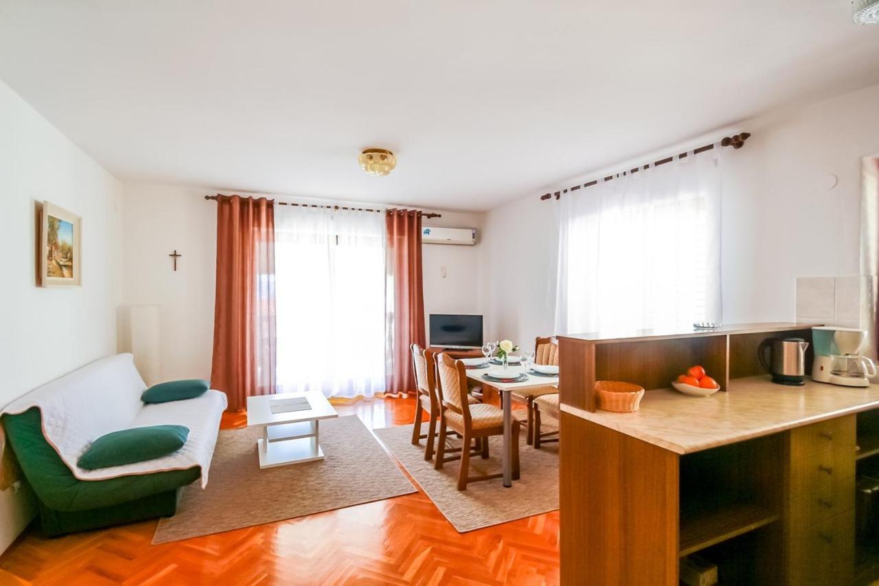 Apartments Katarina K มาลินสกา ภายนอก รูปภาพ